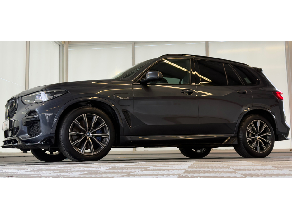 2022 BMW X5 *G05 XDRIVE45E M SPORT* €63,800