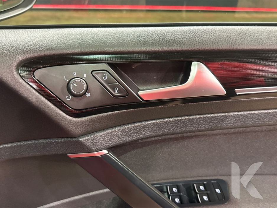 2018 Volkswagen Golf - image 16