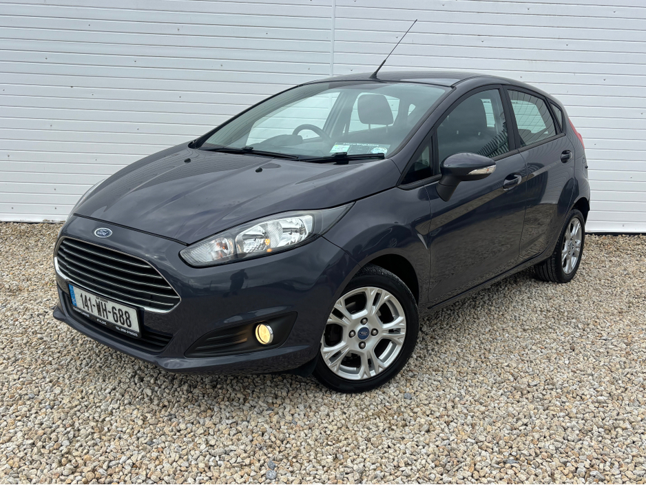 2014 Ford Fiesta - image 14