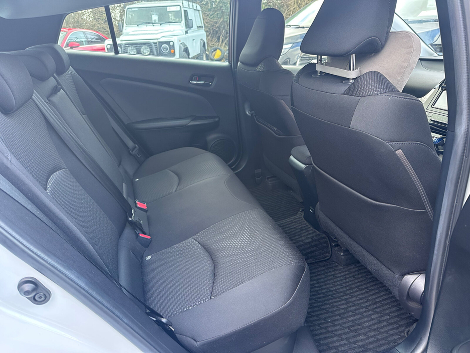 2021 Toyota Prius 1.8 Hybrid Luxury €19,950