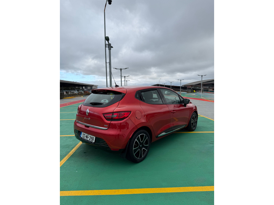 2013 Renault Clio - image 6