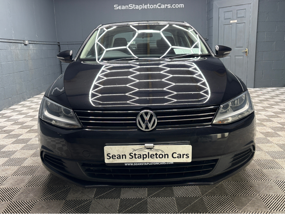 2014 Volkswagen Jetta - image 8