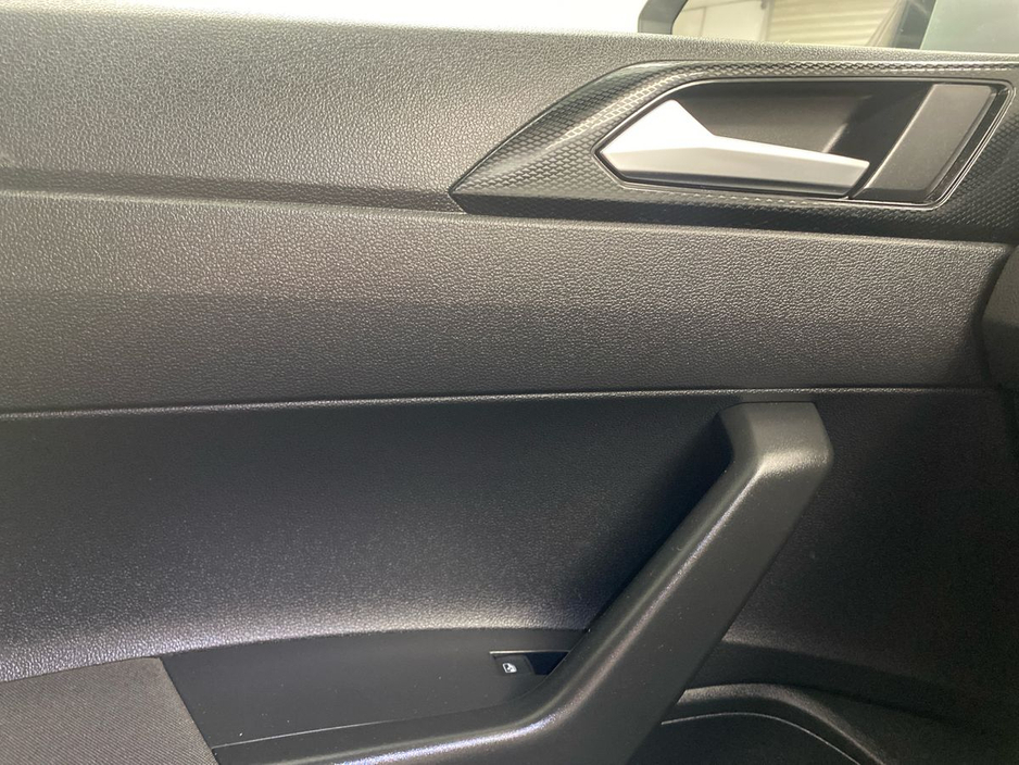 2023 Volkswagen Taigo - image 11