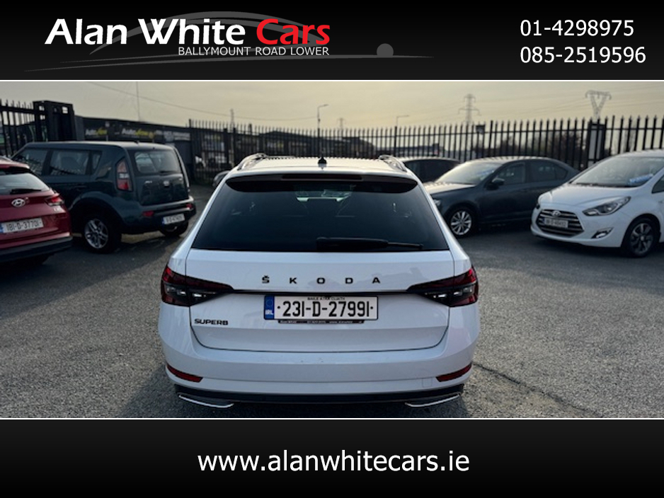 2023 Skoda Superb - image 7