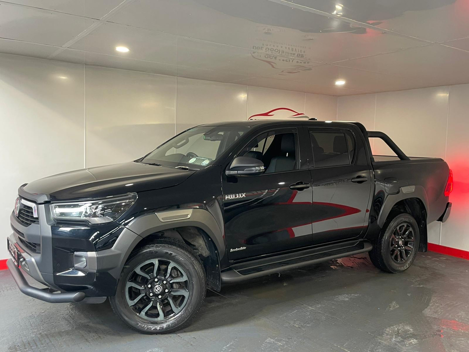2023 Toyota Hilux - image 16
