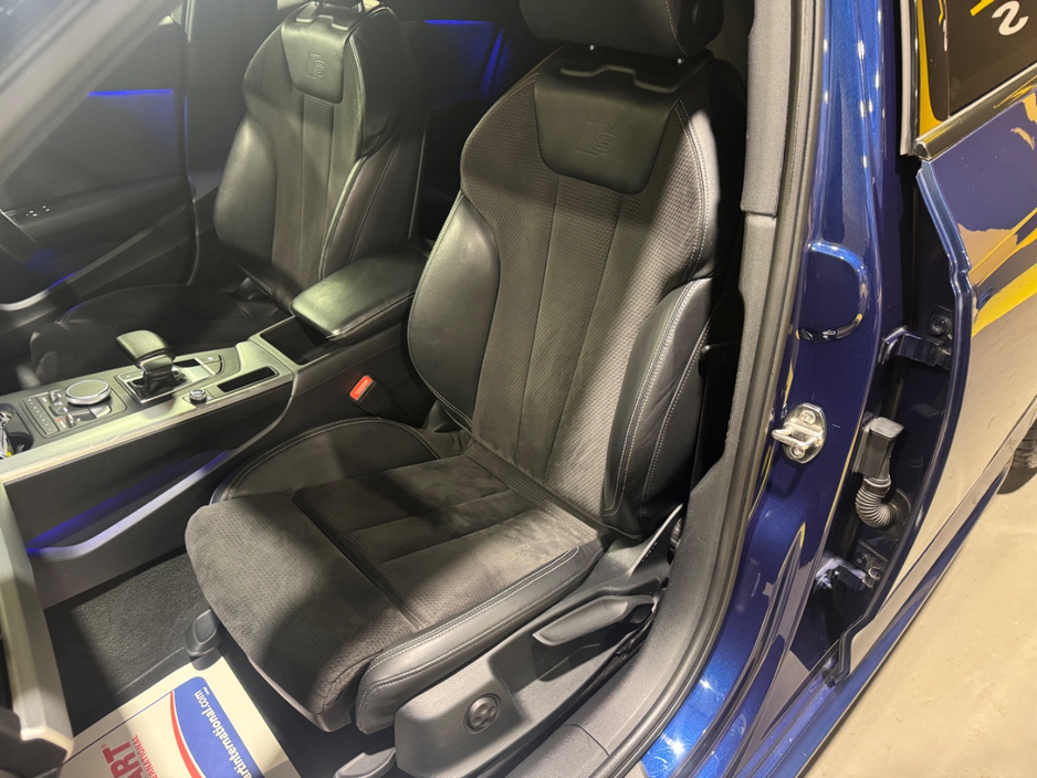 2016 Audi A4 - image 9