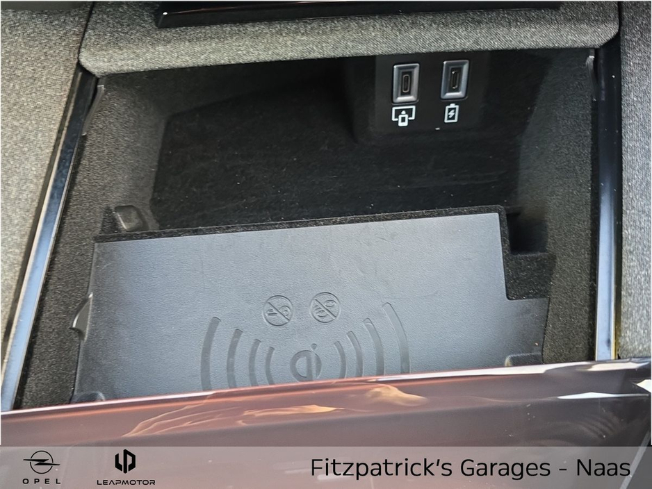 2025 Opel Grandland GS 73 kWh BEV Demo with 3.9% Finance Available & Price Includes €1,000 Scrappage Allowance €38,950