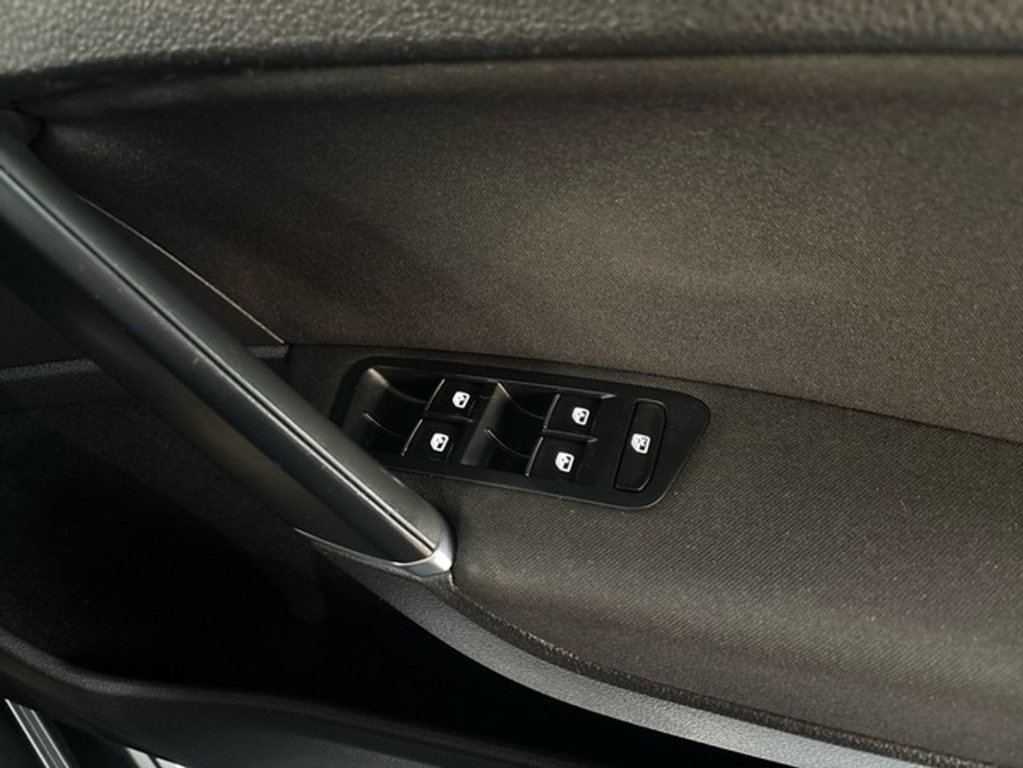 2017 Volkswagen Golf HIGHLINE 2.0 TDI MANUAL 6SPEED FWD 150 5 4DR €13,750