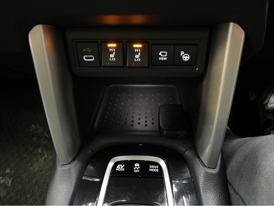 2024 Toyota Corolla - image 10