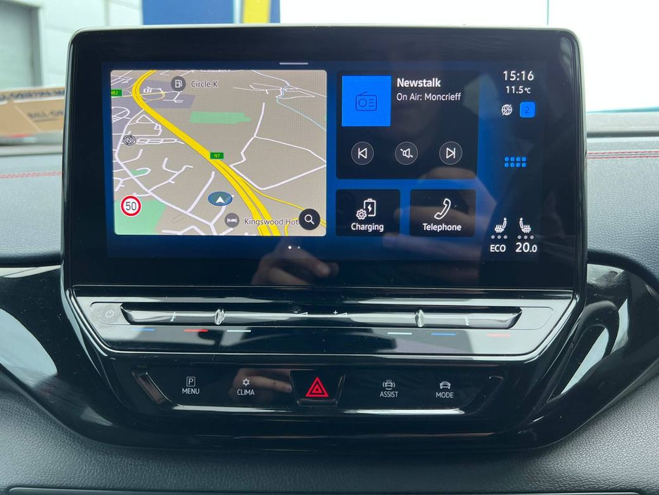 2022 Volkswagen ID.4 - image 7