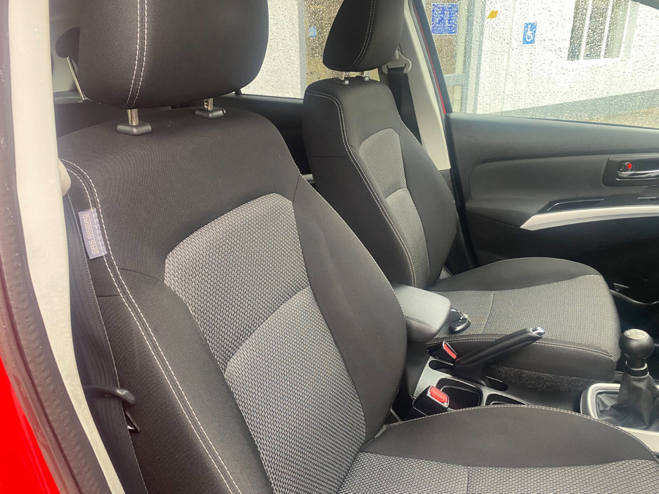 2015 Suzuki SX4 S-Cross - image 12