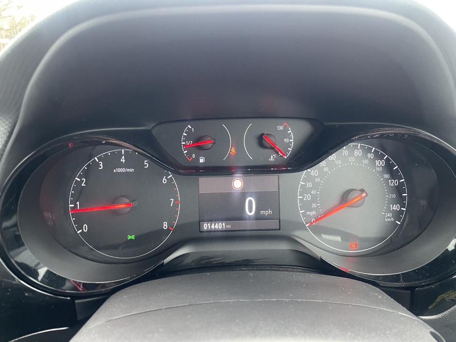 2022 Opel Corsa - image 17