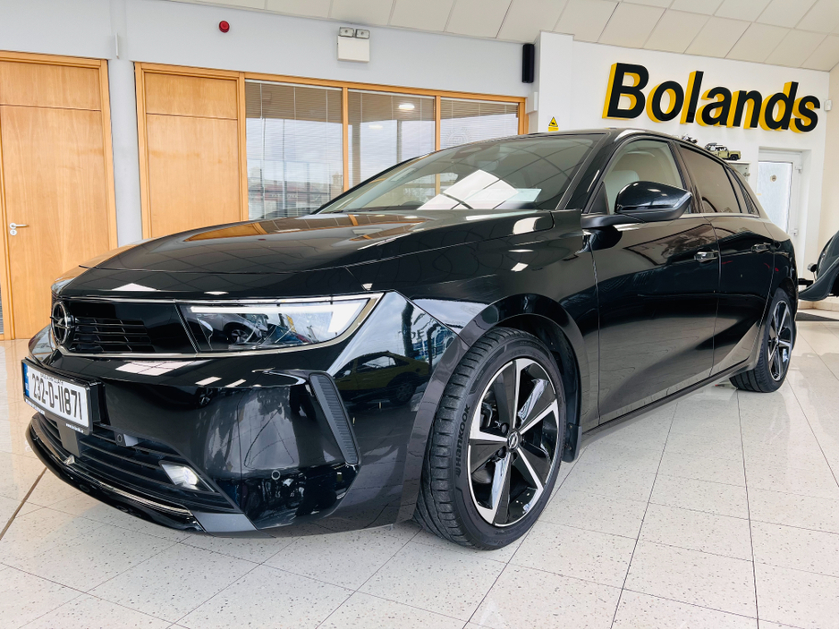 2023 Opel Astra - image 6
