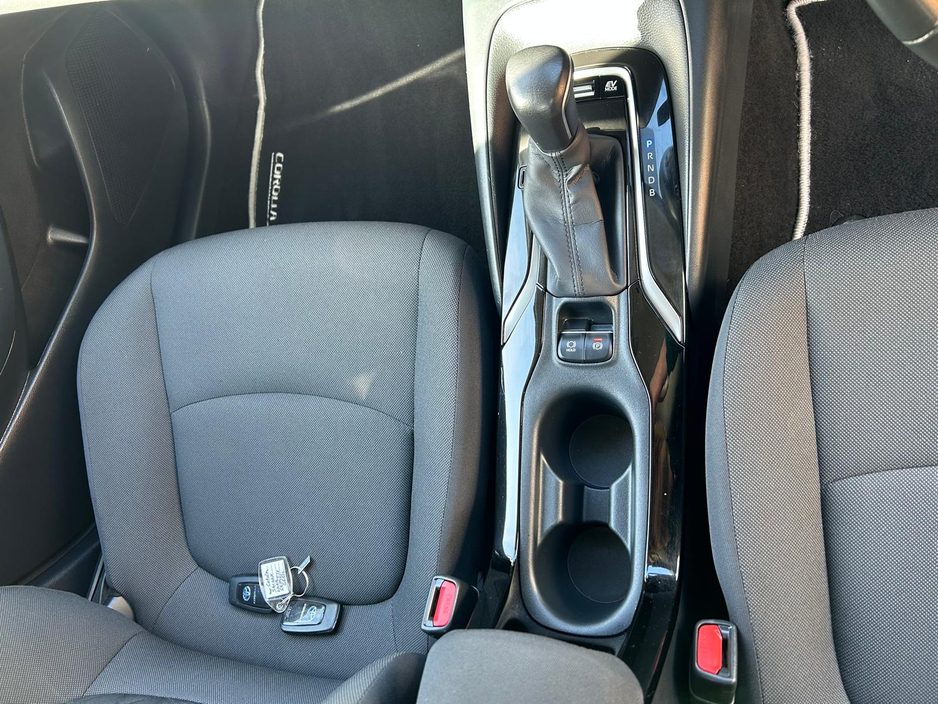2020 Toyota Corolla - image 11