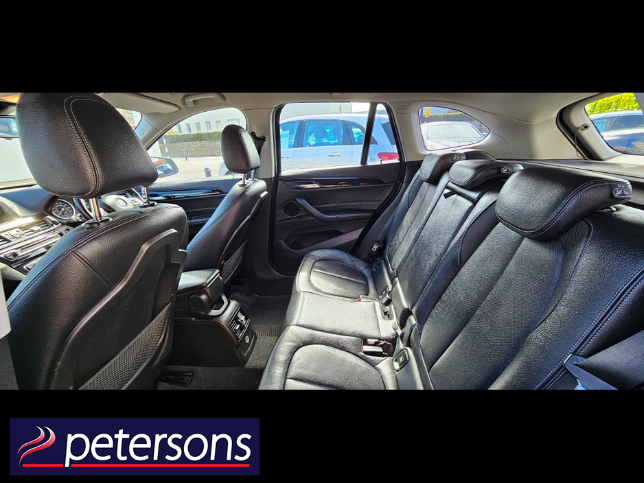 2016 BMW X1 - image 15