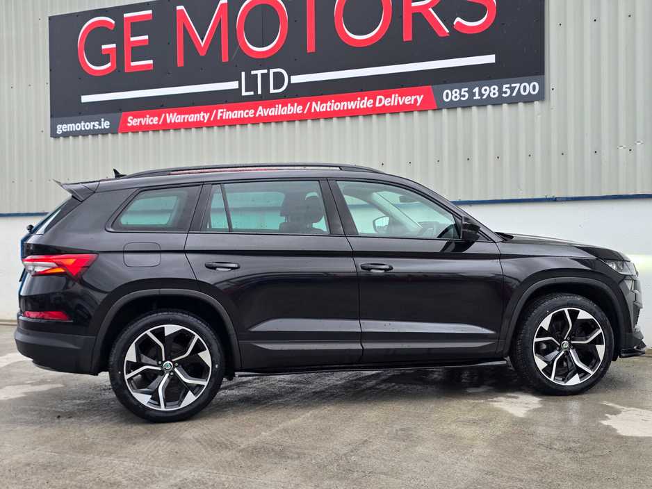 2021 Skoda Kodiaq - image 3