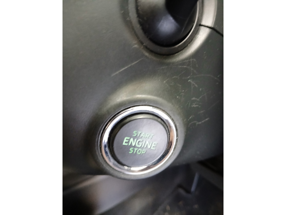 2016 Skoda Fabia - image 10