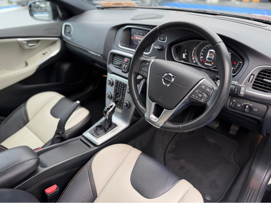 2018 Volvo V40 ** DEPOSIT TAKEN ** CROSS COUNTRY 4WD - 2.0L DIESEL - AUTO - 12M WARRANTY - CAR: 1733 €19,950