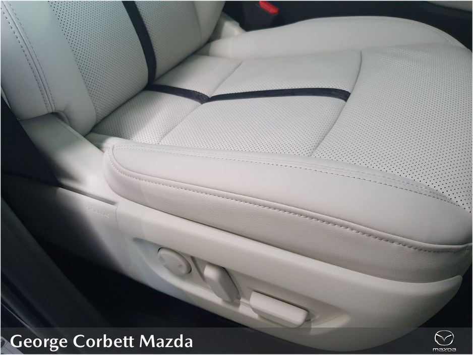 2026 Mazda CX-60 - image 15