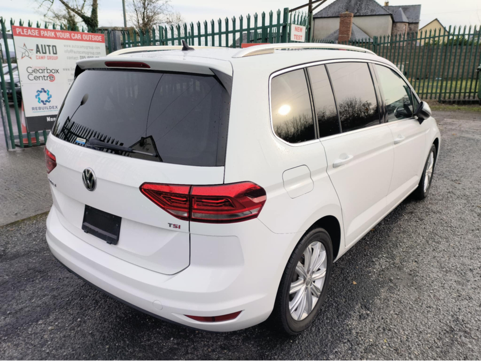 2017 Volkswagen Touran Comfort €16,950