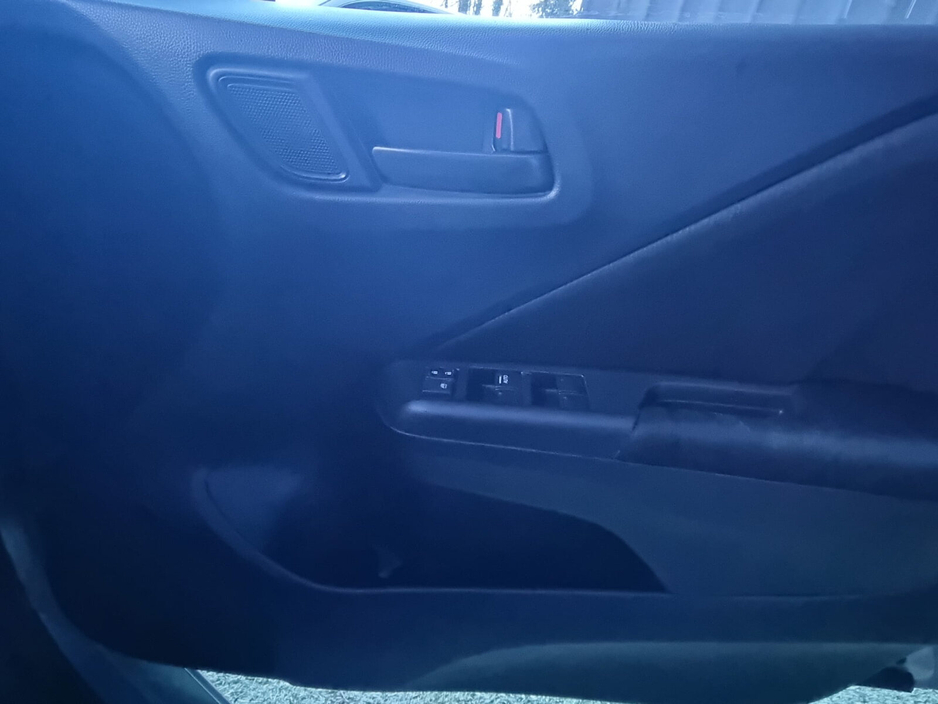 2015 Honda Grace - image 18