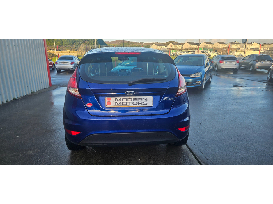2014 Ford Fiesta ZETEC 1.2 petrol 3dr low miles €5,995