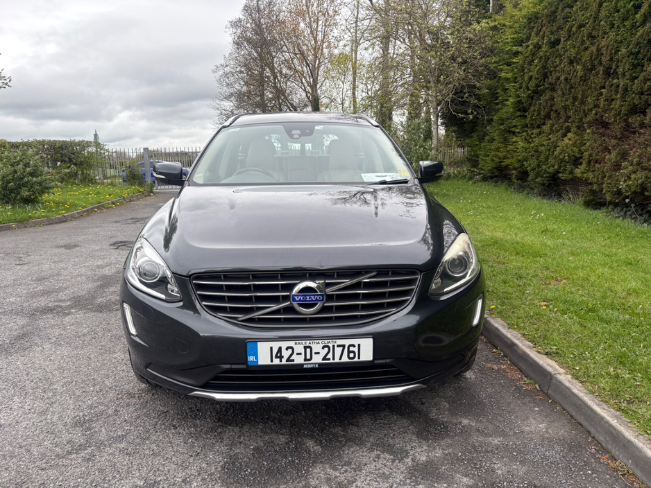 2014 Volvo XC60 - image 3