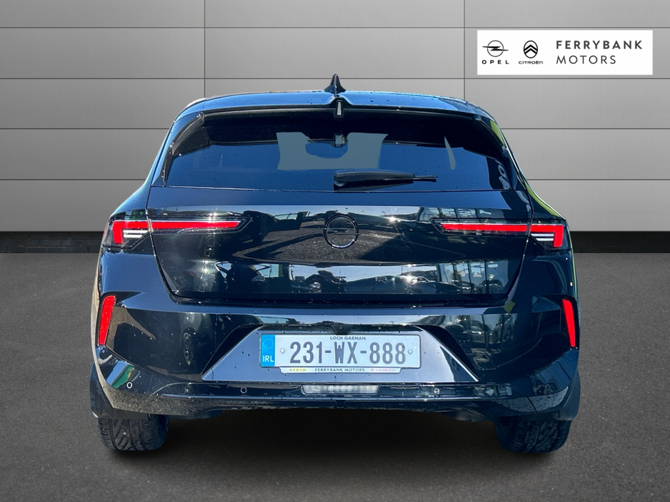 2023 Opel Astra - image 13