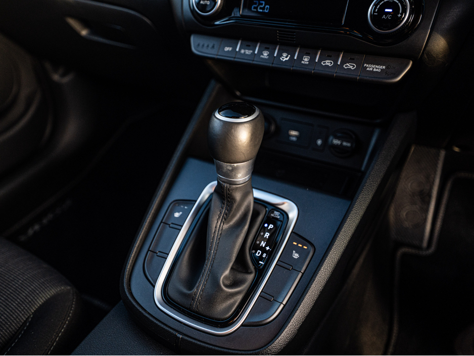 2023 Hyundai Kona 2023 Kona 1.6 Hybrid/FSH/High spec/1yr warranty €25,888