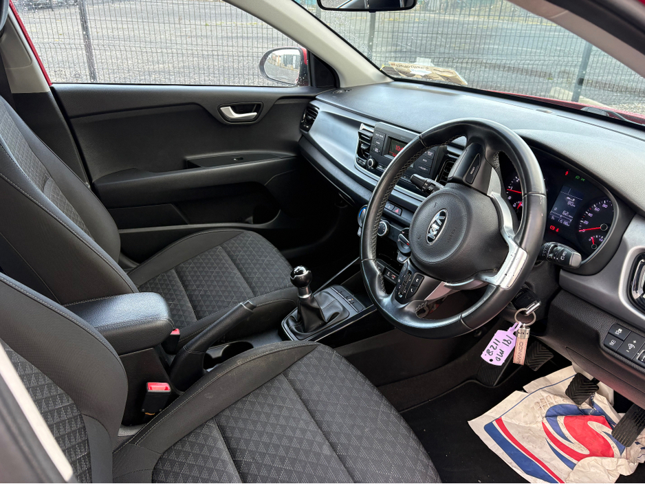 2018 Kia Rio - image 10