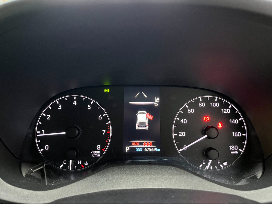 2020 Toyota Yaris - image 15