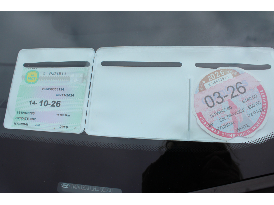 2016 Hyundai i30 - image 4