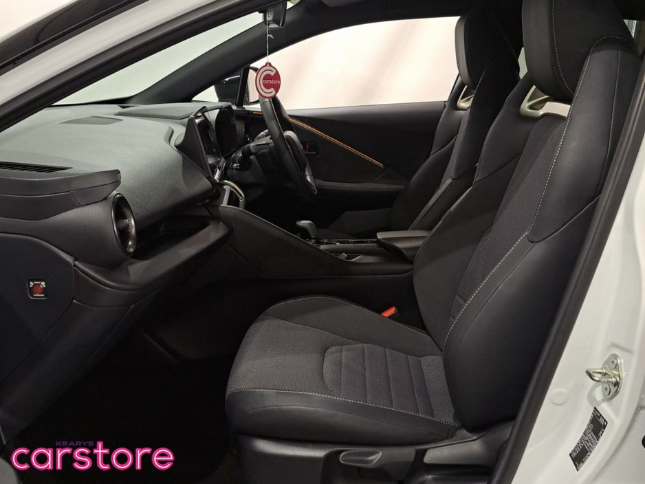 2024 Toyota C-HR 1.8 HYBRID SOL €36,880