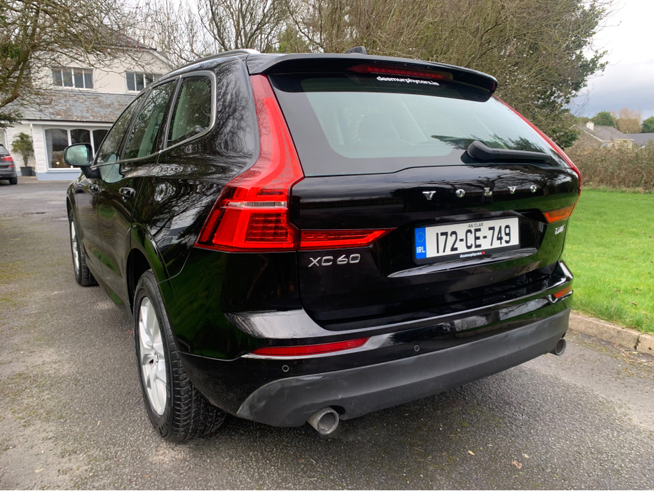 2017 Volvo XC60 - image 15