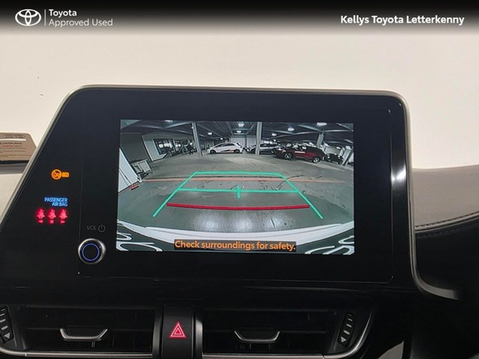 2023 Toyota C-HR - image 13