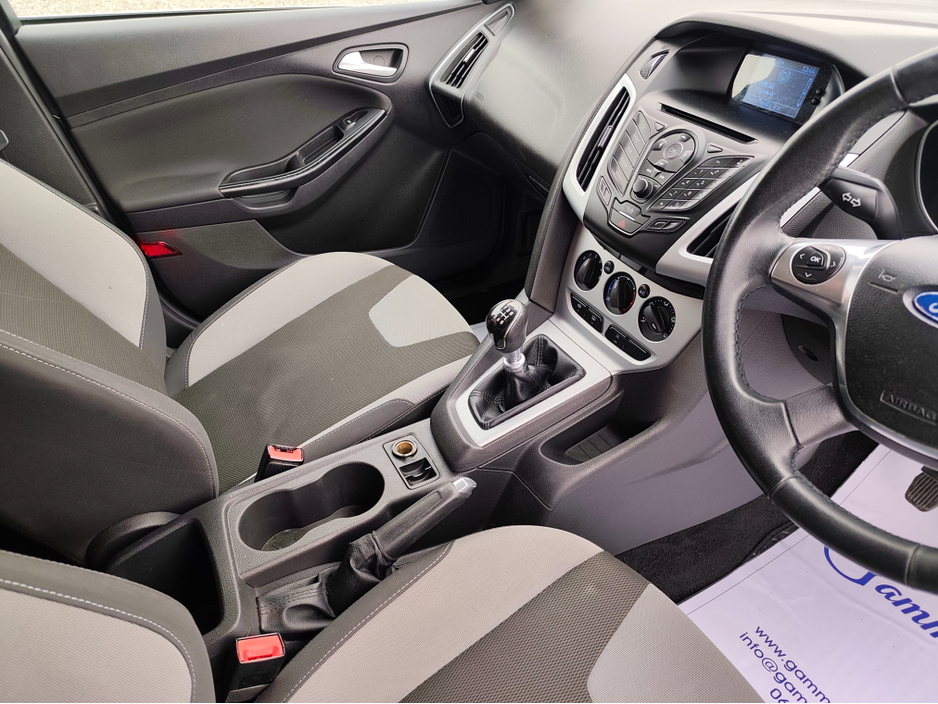 2012 Ford Focus - image 7