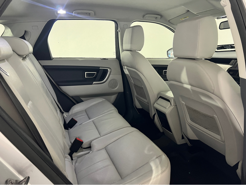 2019 Land Rover Discovery Sport - image 14