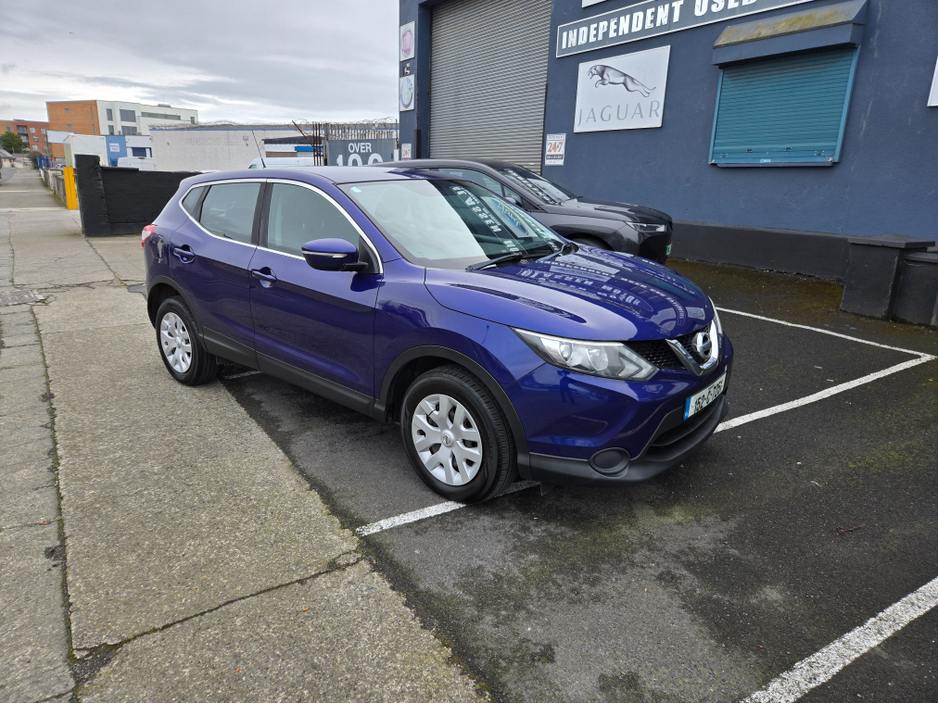 2015 Nissan Qashqai - image 18