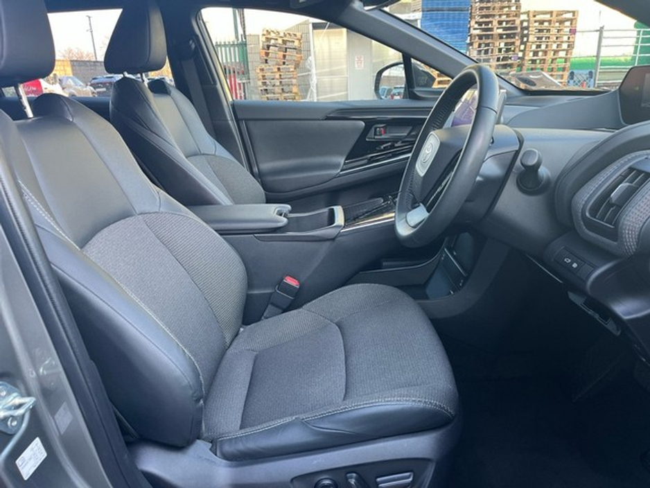 2024 Toyota bZ4X - image 11