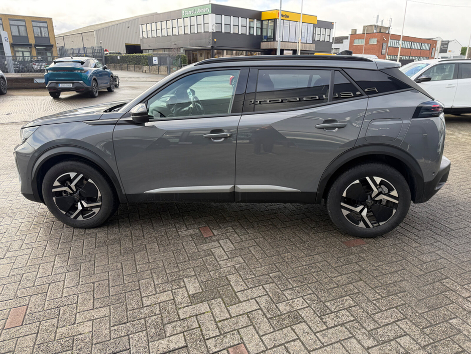 2025 Peugeot 2008 - image 7