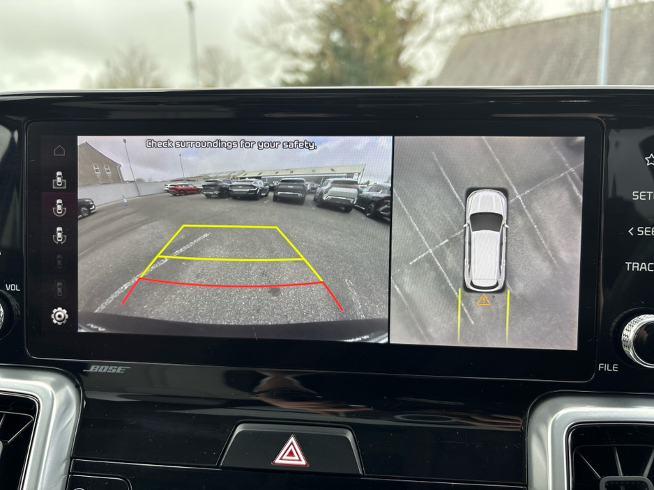 2022 Kia Sorento - image 14