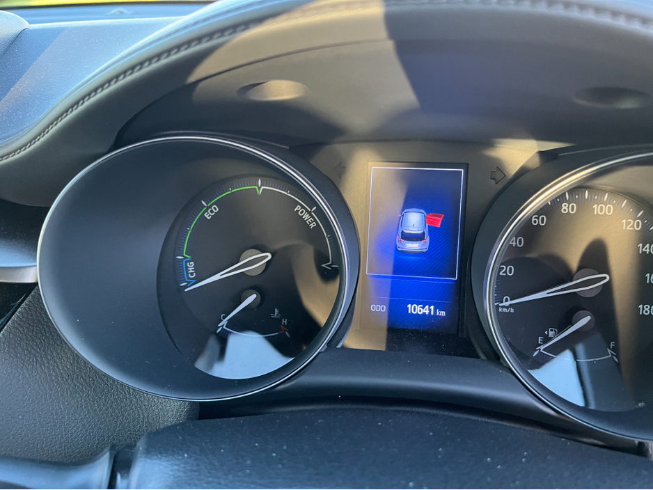 2018 Toyota C-HR 1.8 HYBRID AUTO VERY LOW KMS €19,450