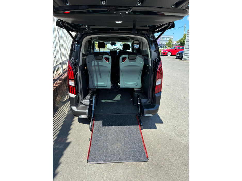 2026 Peugeot Rifter GT Inspire - Drive from Wheelchair/UpFront Wheelchair Passenger/Internal Transfer (Private)