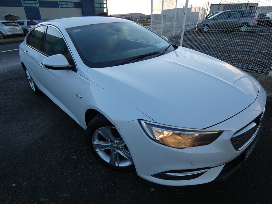 2017 Vauxhall Insignia  €7,925