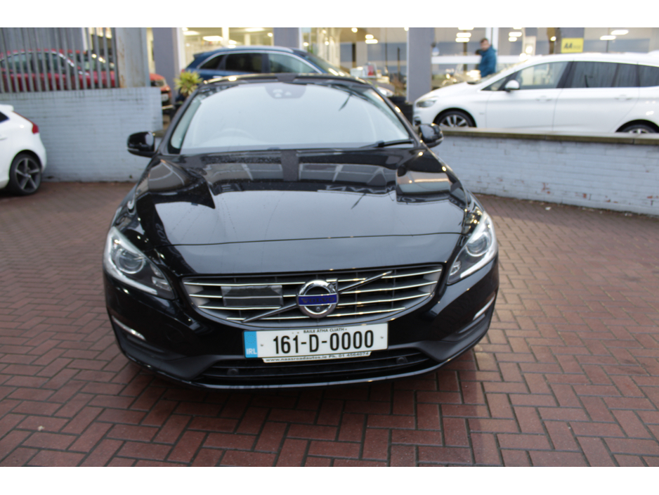 2016 Volvo V60 2.0D4 SE LUXURY EDITION  5DR ESTATE AUTOMATIC // HUGE SPEC // 122,000KM'S /IMMACUALTE CONDITION // BUY WITH CONFIDENCE AA AND SIMI APPROVED DEALER 2025 // FINANCE ARRANGED // ALL TRADE INS WELCOME // €15,950