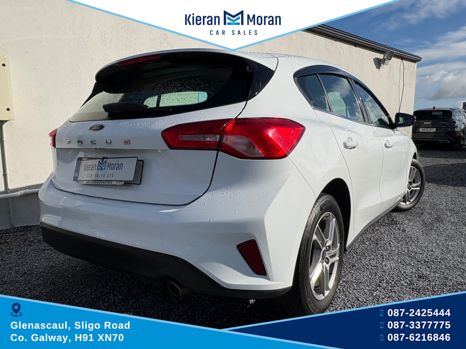 2020 Ford Focus - image 6