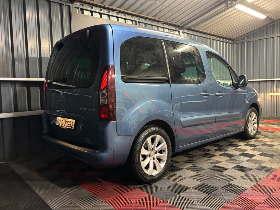 2016 Peugeot Partner Tepee - image 3