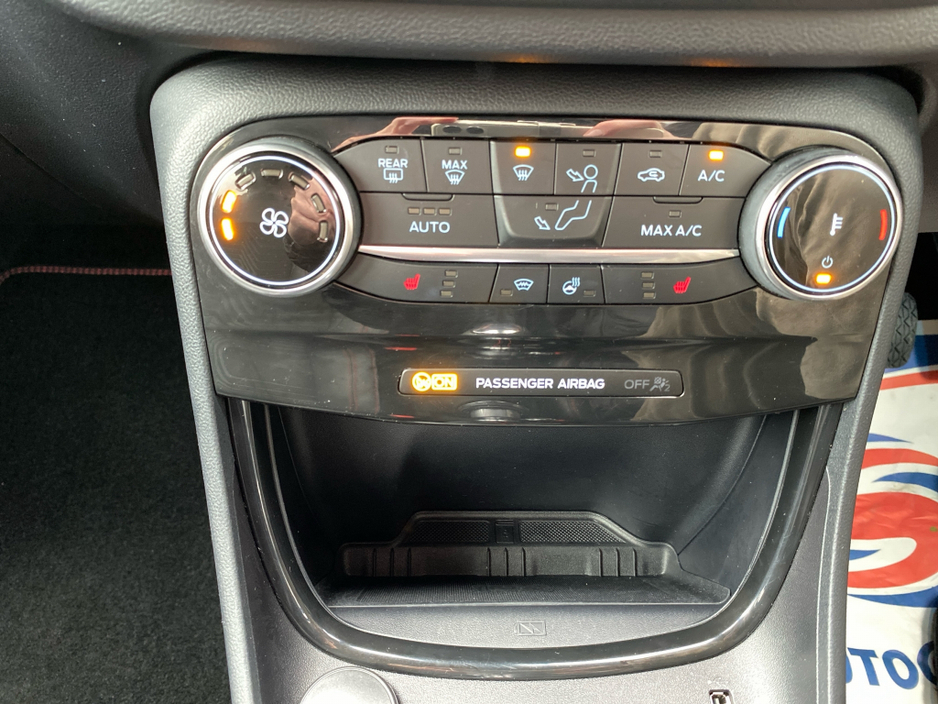 2024 Ford Puma - image 15