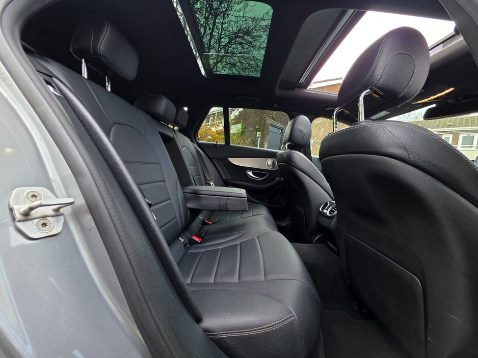 2015 Mercedes-Benz C Class - image 20