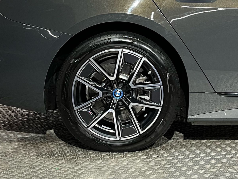 2024 BMW i4 M-Sport eDrive40 340BHP - Reversing Camera - Sat Nav - Climate Control - Heated Seats - Keyless Start - Apple CarPlay/Android Auto €48,950